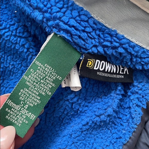 Boys 4 navy blue LL Bean water repellent down winter jacket - Picture 4 of 4